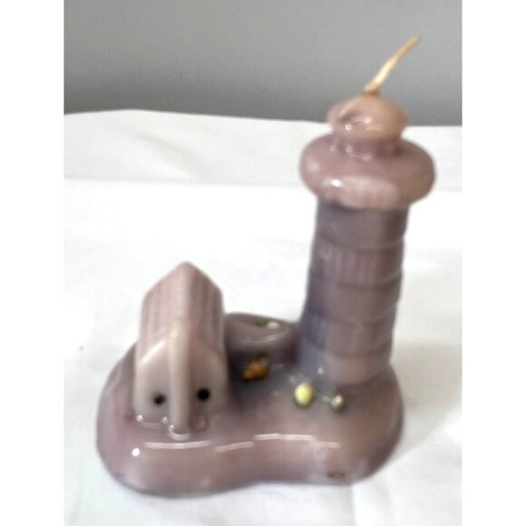 Lighthouse Figurine Candle With Shell & House Design - Picture 4 of 6